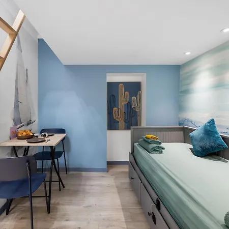 Vr Mezzanine Au Coeur Du Vieux Appartamento