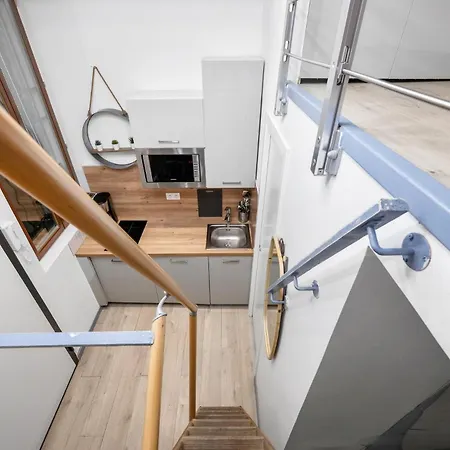 Vr Mezzanine Au Coeur Du Vieux Appartamento