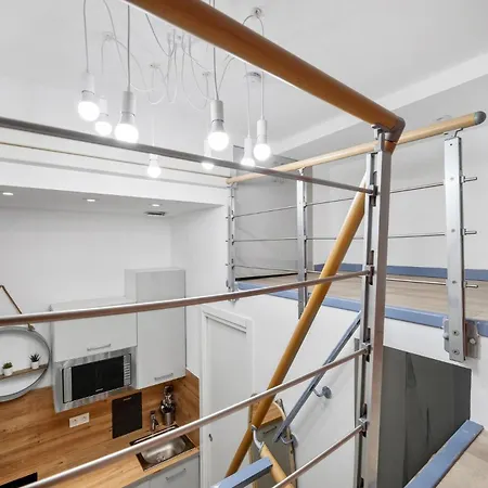 Vr Mezzanine Au Coeur Du Vieux Nizza